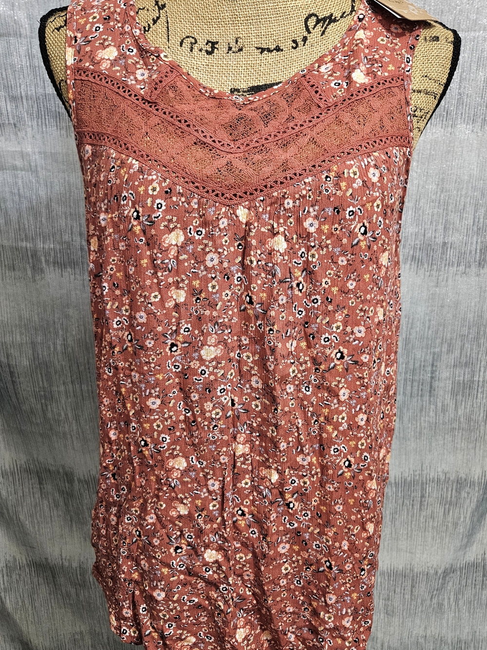 Sleeveless Floral Crochet-Yoke Tunic Top - Rust Floral